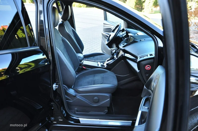 Ford Kuga II 36
