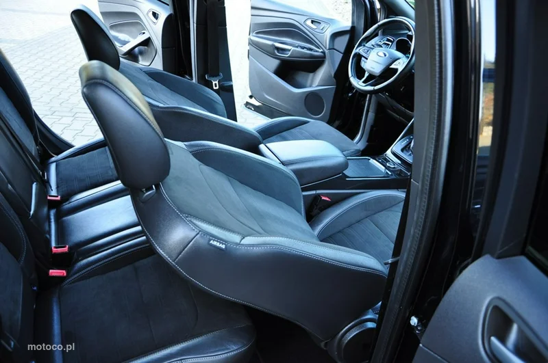 Ford Kuga II 39