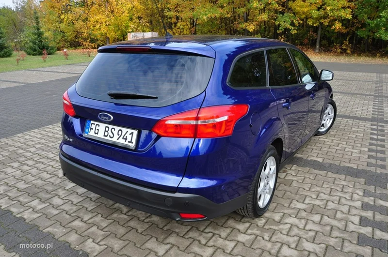 Ford Focus III 17