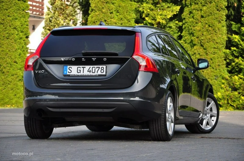 Volvo V60 17