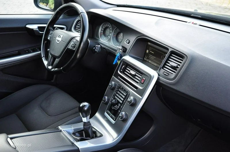 Volvo V60 28