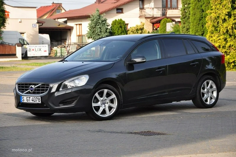Volvo V60 4
