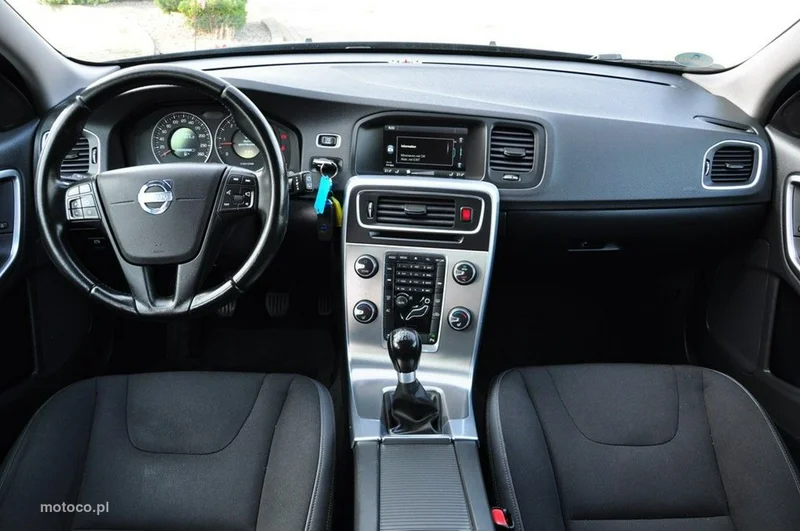 Volvo V60 31