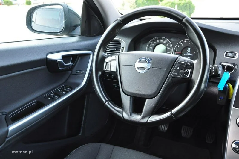 Volvo V60 32