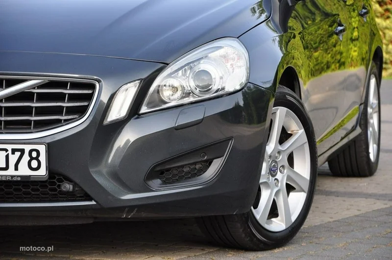 Volvo V60 7