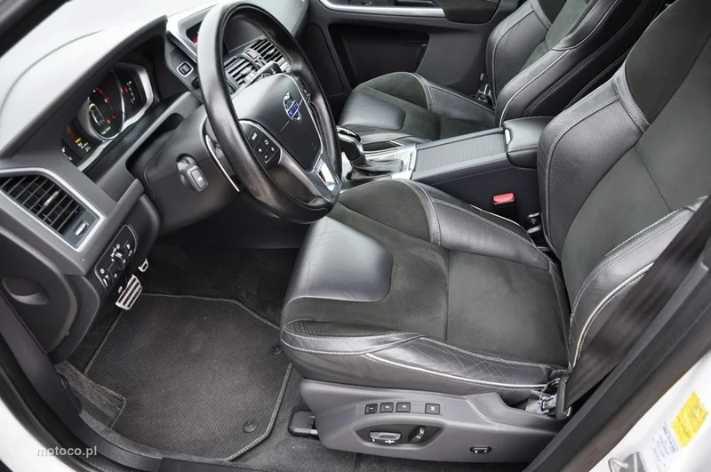 Volvo XC 60 30