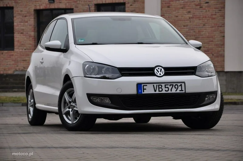 Volkswagen Polo V 6R 11