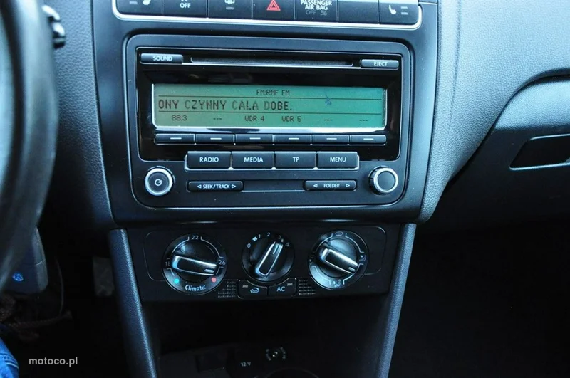 Volkswagen Polo V 6R 29