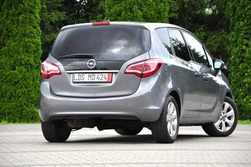 Opel Meriva B 15