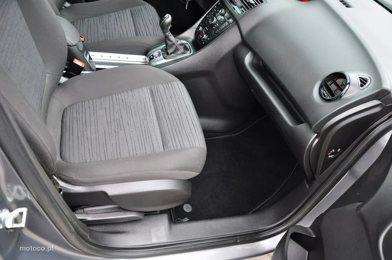 Opel Meriva B 27