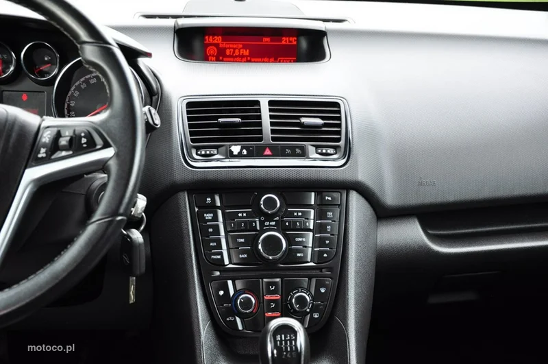 Opel Meriva B 30