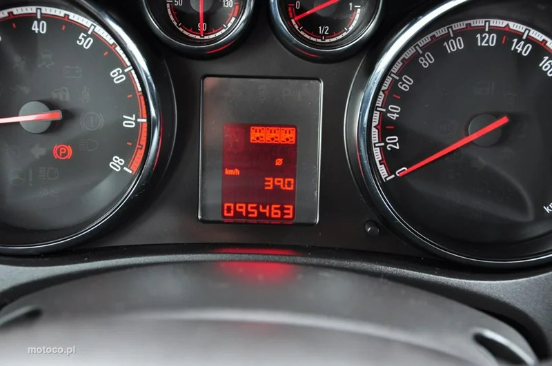 Opel Meriva B 34