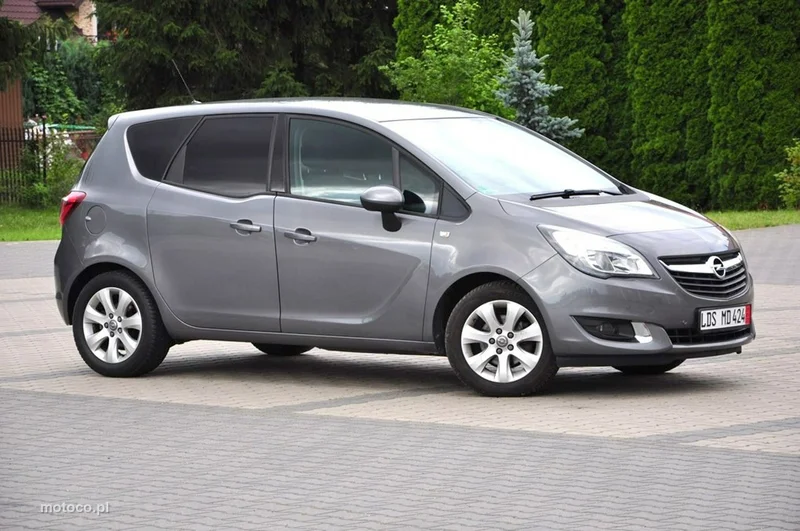 Opel Meriva B 10