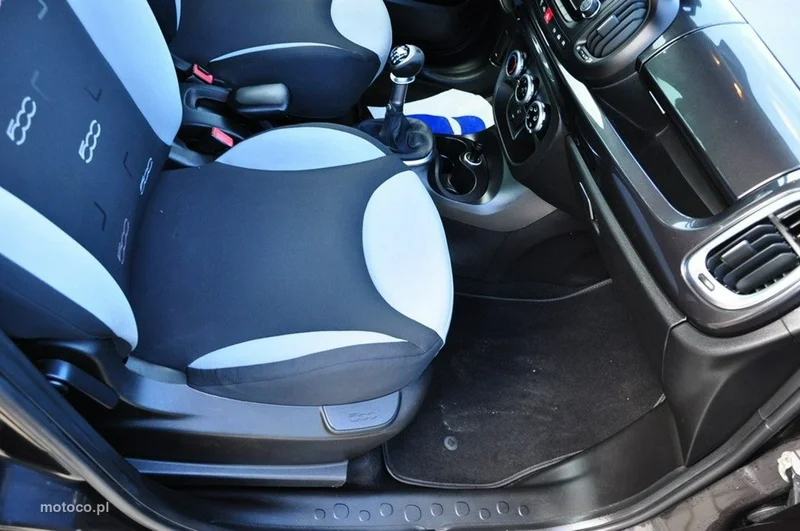 Fiat 500L 30