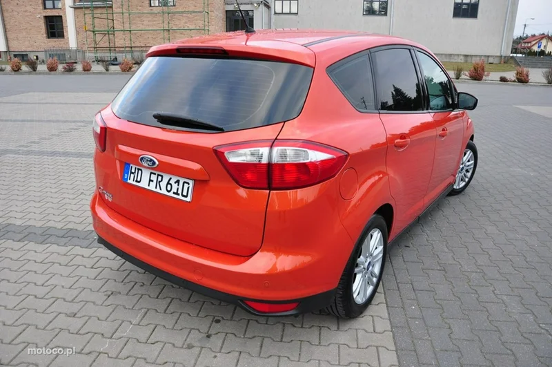 Ford C-Max II 13