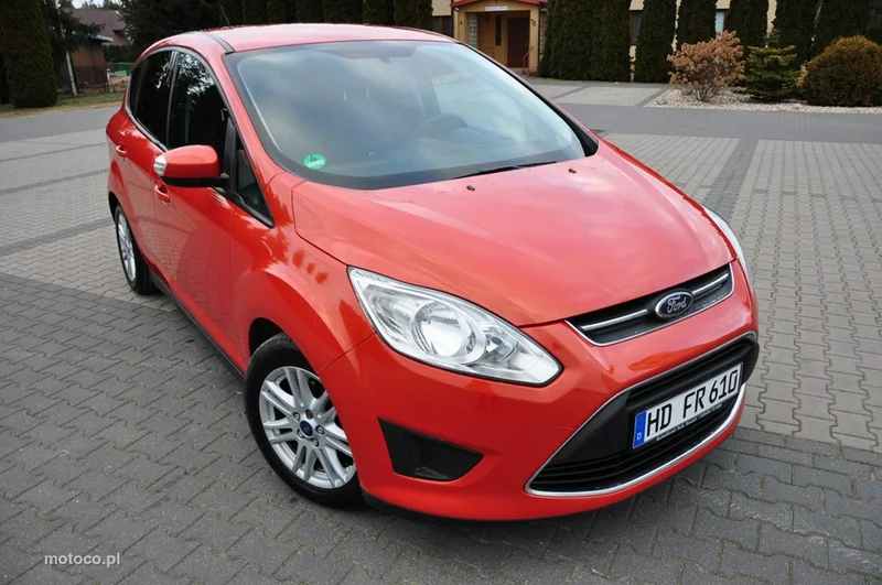 Ford C-Max II 19