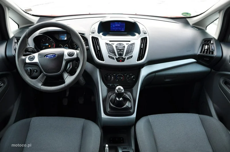 Ford C-Max II 30