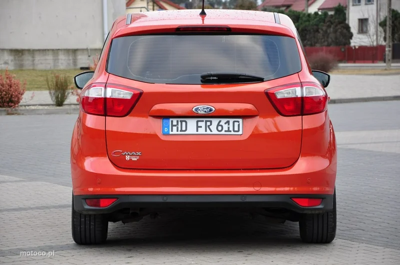 Ford C-Max II 8