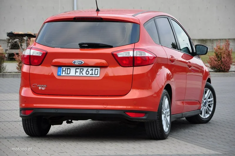 Ford C-Max II 9