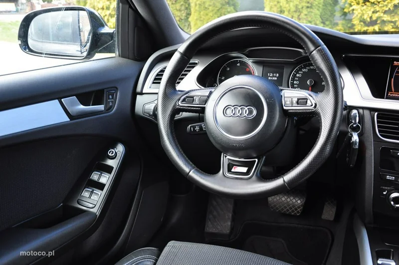 Audi A4 B8 31