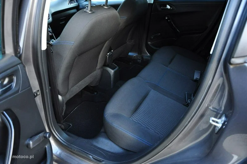 Peugeot 208 28