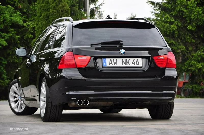 BMW Seria 3 E90 325 15