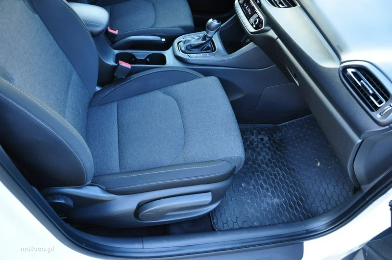 Hyundai i30 28