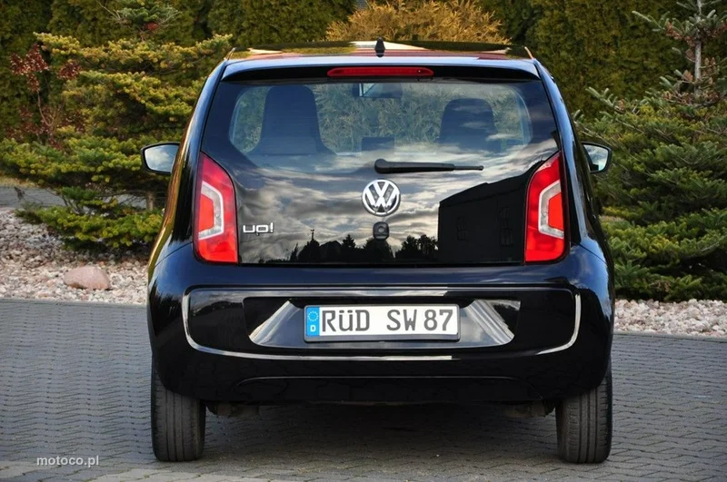 Volkswagen up! 15