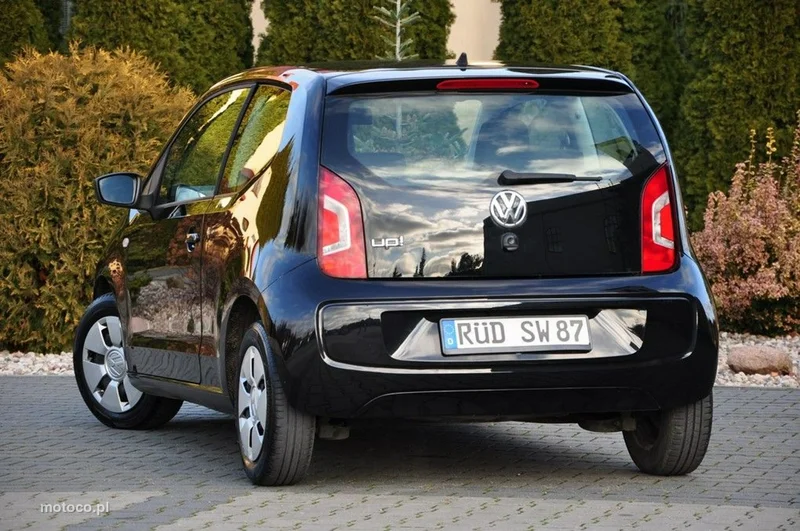 Volkswagen up! 16