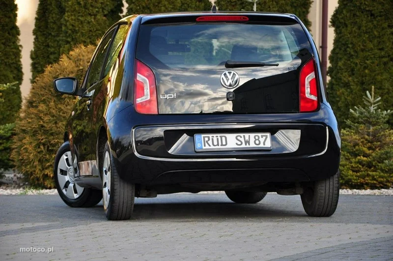 Volkswagen up! 19