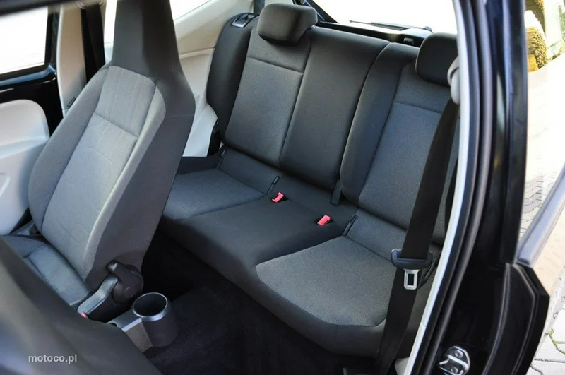 Volkswagen up! 27