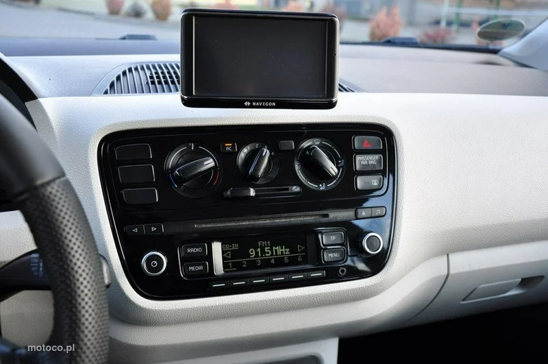 Volkswagen up! 33