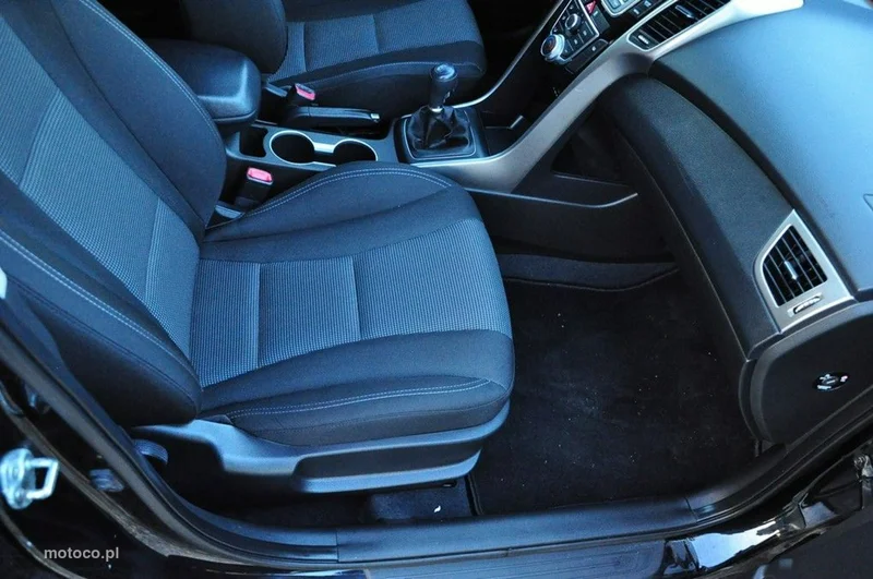 Hyundai i30 32