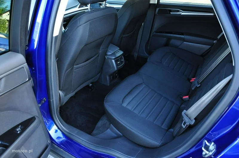 Ford Mondeo V 25