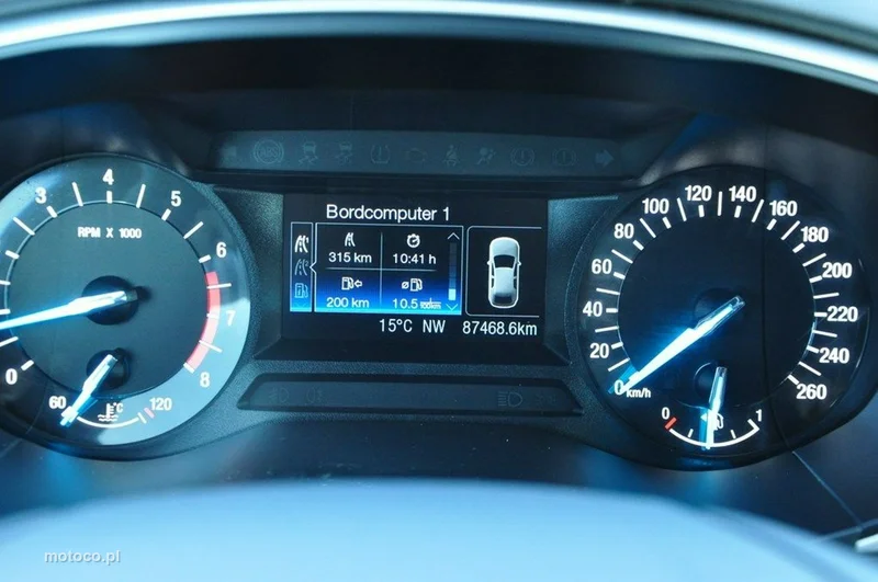 Ford Mondeo V 33