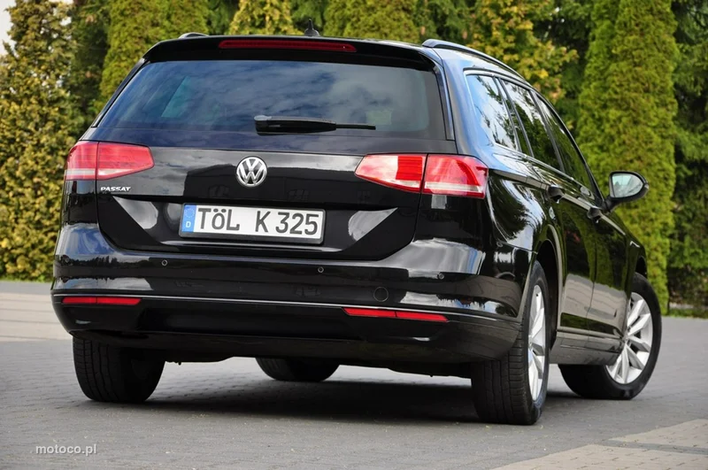 Volkswagen Passat Variant B8 16