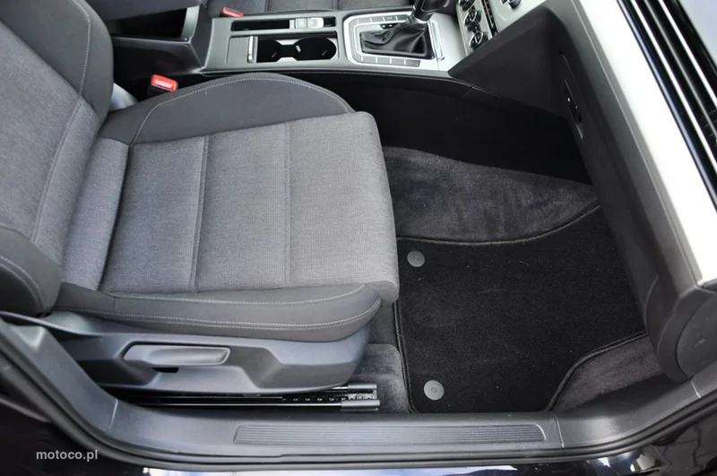 Volkswagen Passat Variant B8 28