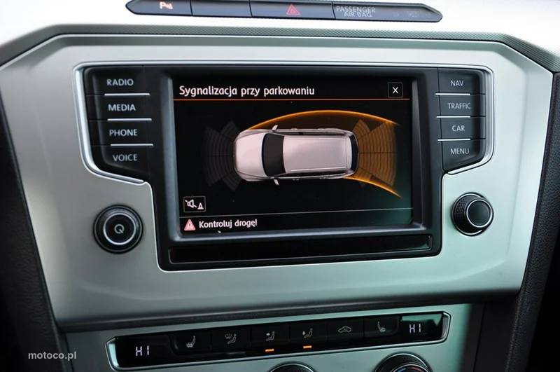 Volkswagen Passat Variant B8 36