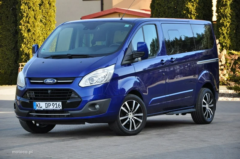 Ford Tourneo Custom 3