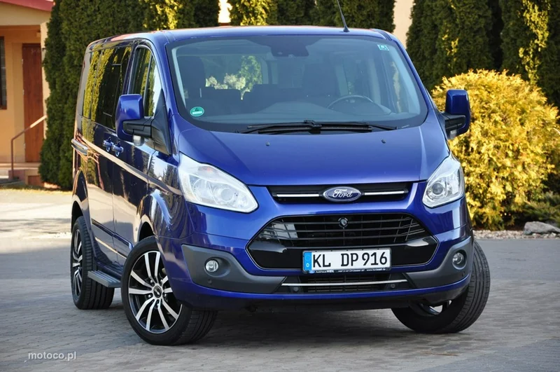 Ford Tourneo Custom 8
