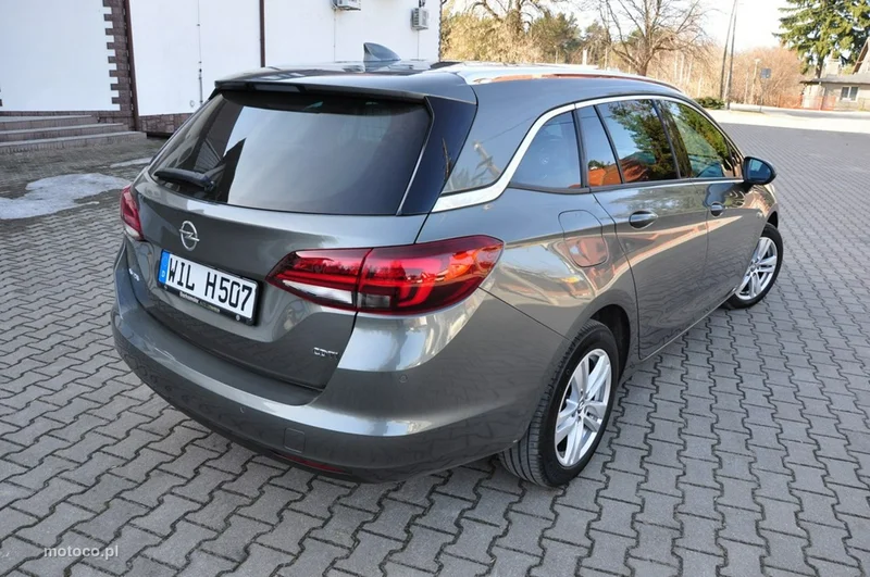 Opel Astra K 13