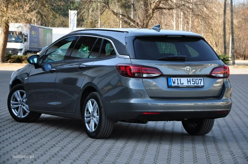 Opel Astra K 21