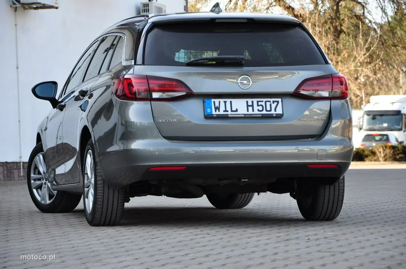 Opel Astra K 23