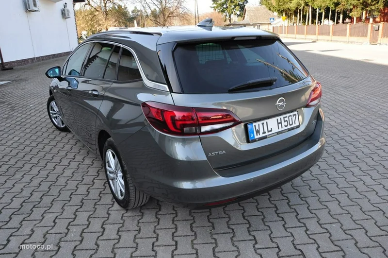 Opel Astra K 24