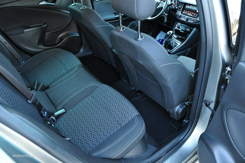 Opel Astra K 27