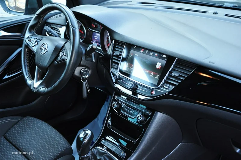 Opel Astra K 28