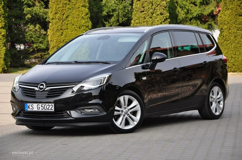 Opel Zafira C Tourer 3