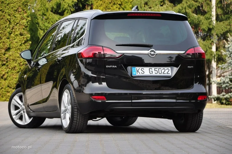 Opel Zafira C Tourer 22