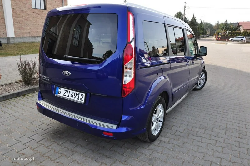 Ford Tourneo Connect 17