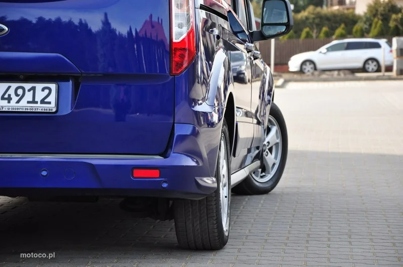 Ford Tourneo Connect 18